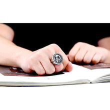 Load image into Gallery viewer, Faceless Man Ring - Fandom World Store