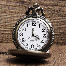 Load image into Gallery viewer, Superman Vintage Pocket Watch - Fandom World Store