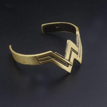 Load image into Gallery viewer, Wonder Woman Vintage Logo Bangle - Fandom World Store